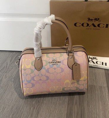 COACH