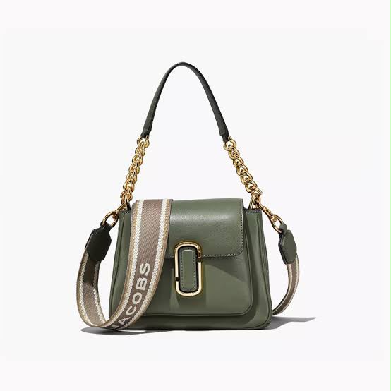 MARC JACOBS