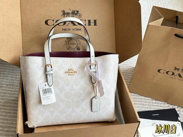 coach tote