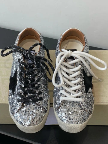 GOLDEN GOOSE
