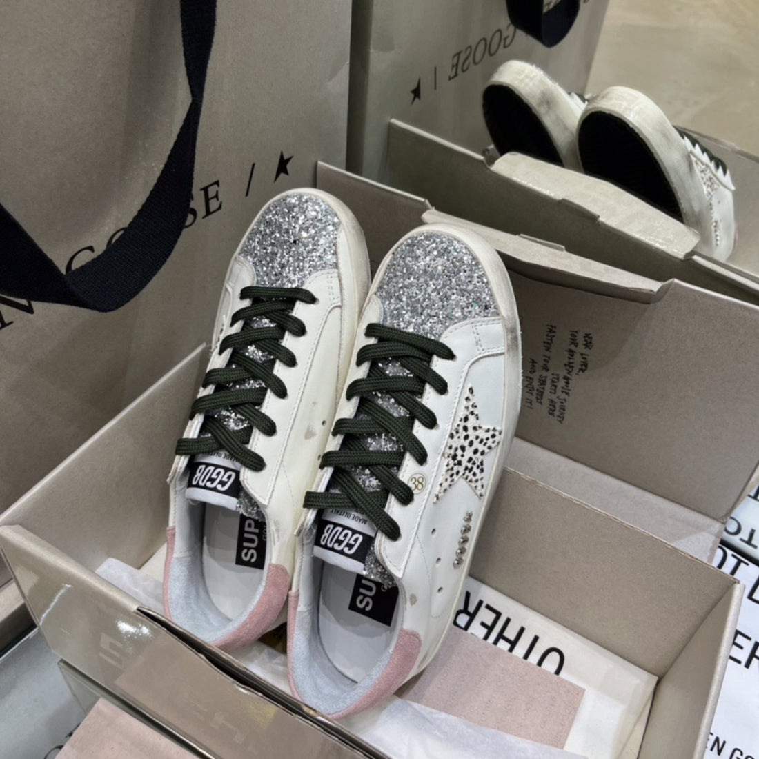 Golden Goose Pink Tail Horse Hair Star Shoes