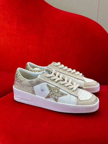 GOLDEN GOOSE