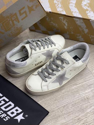 GOLDEN GOOSE