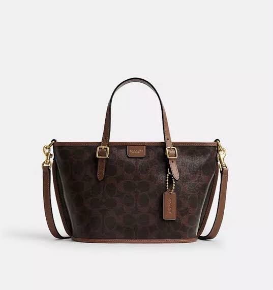 COACH
