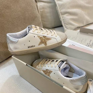 GOLDEN GOOSE