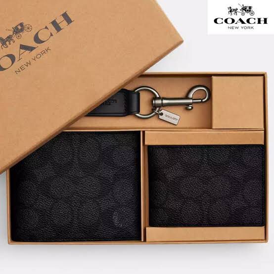 COACH