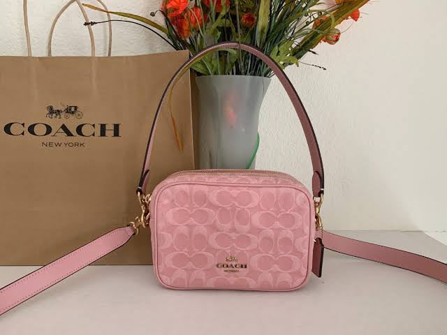 COACH